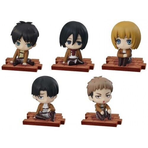 Attack on Titan - Sitting figure SINGLE BLIND BOX Attack on Titan - Sitting figure SINGLE BLIND BOX